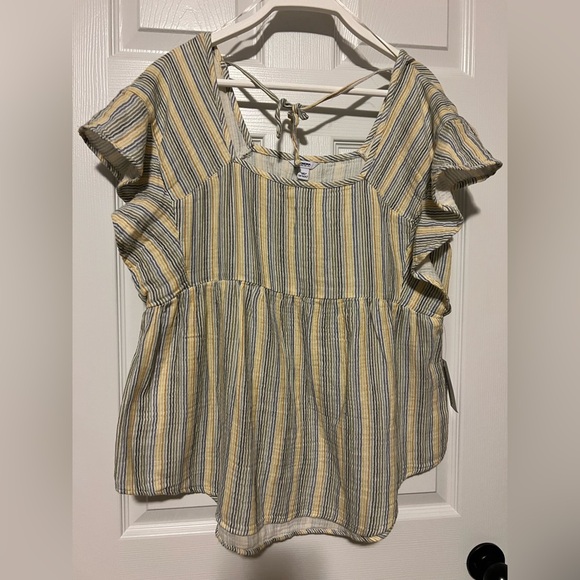 Sonoma Maternity Top. NWT - Picture 1 of 10